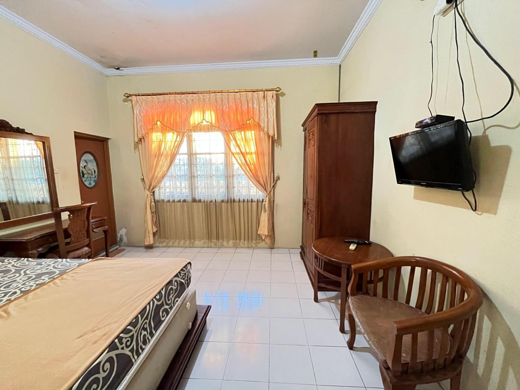 Reddoorz At Hotel Madani Syariah Lempuyangan Yogyakarta Eksteriør bilde